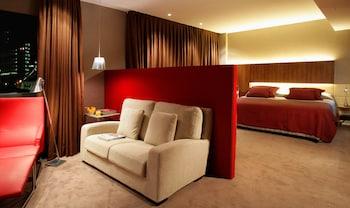 Pullman Barcelona Skipper
