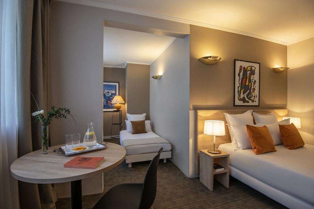 rooms