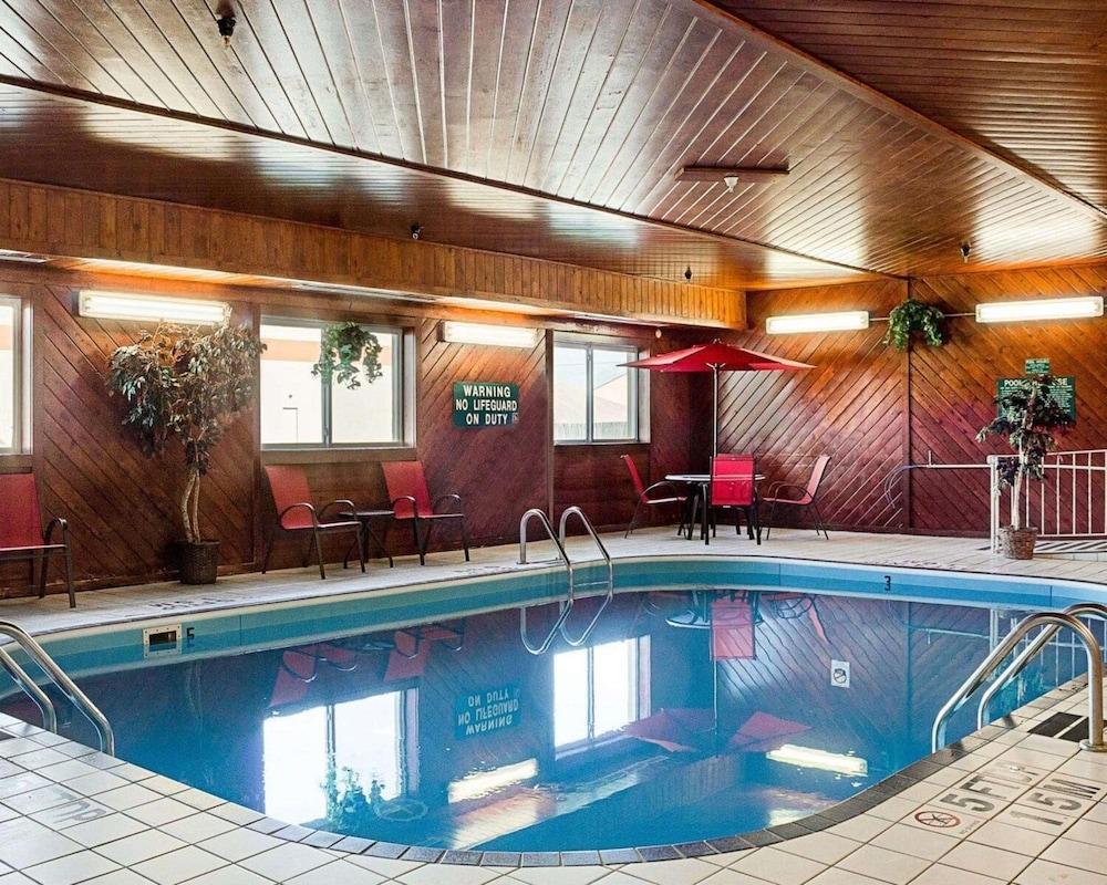 swimming pool spa
