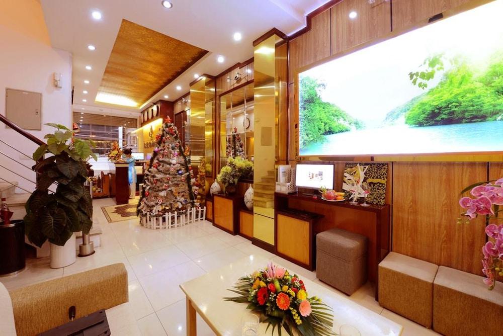 lobby