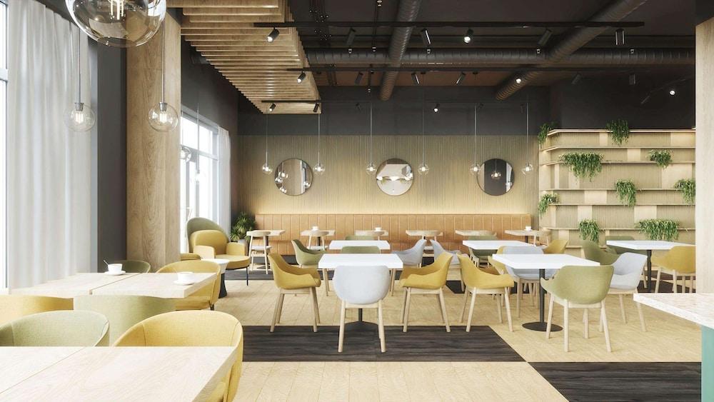 restaurant cafeteria