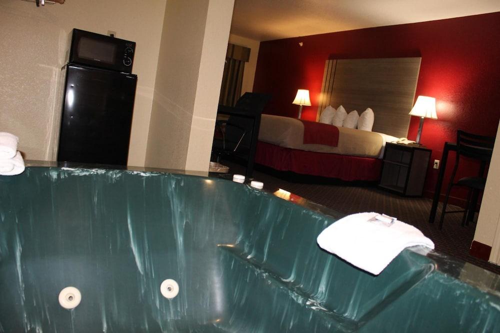 swimming pool spa