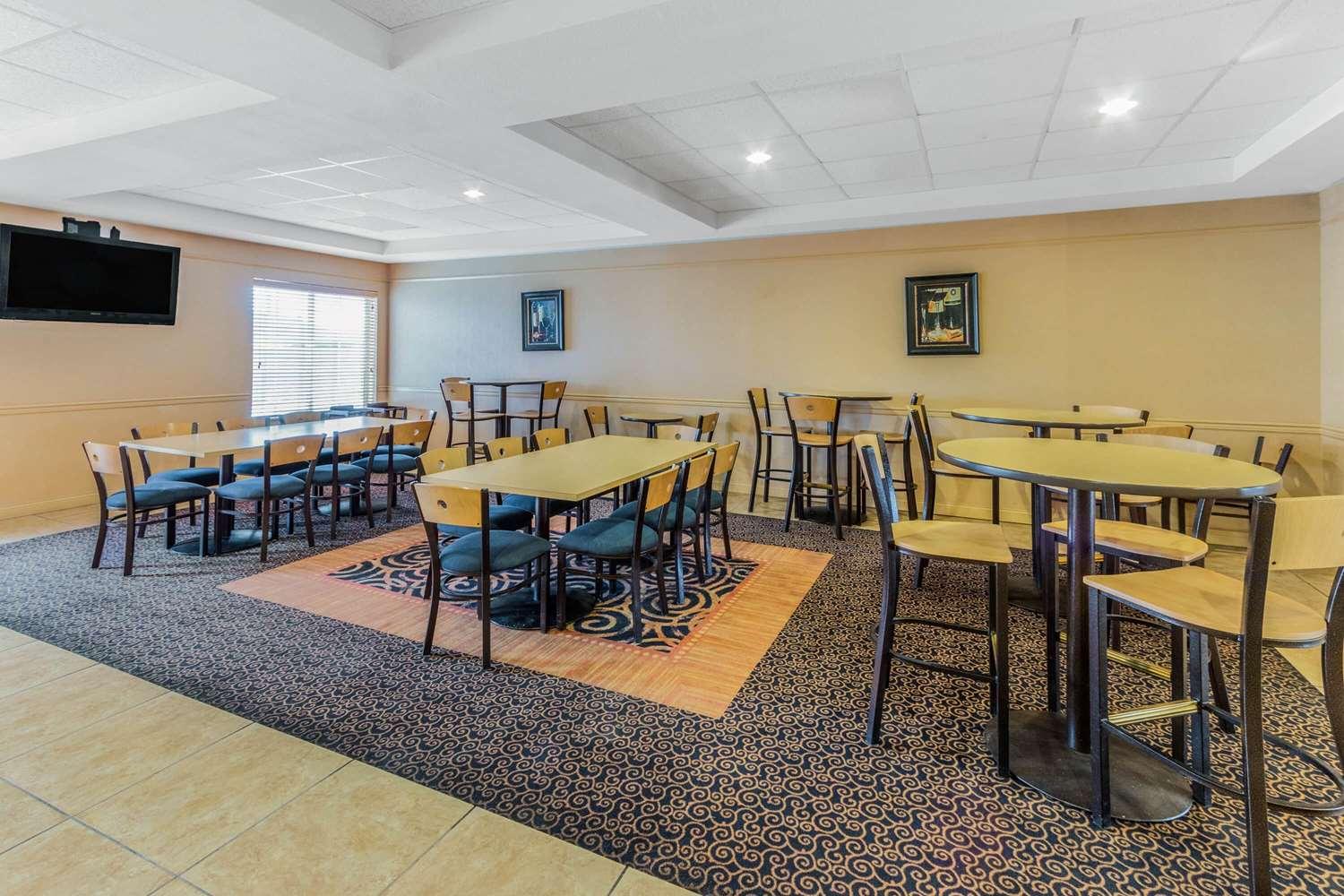restaurant cafeteria
