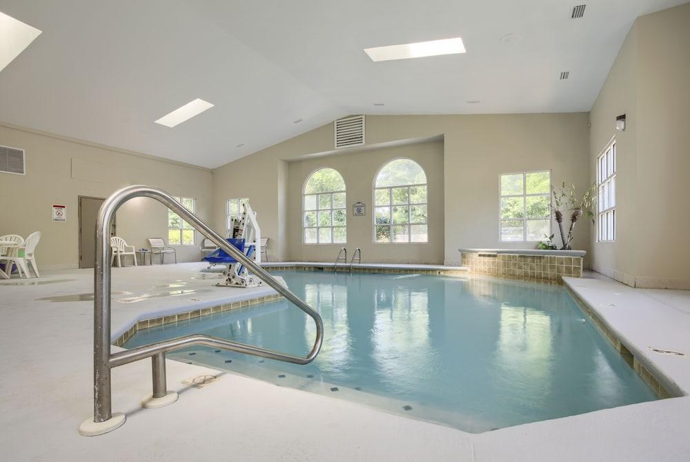 swimming pool spa