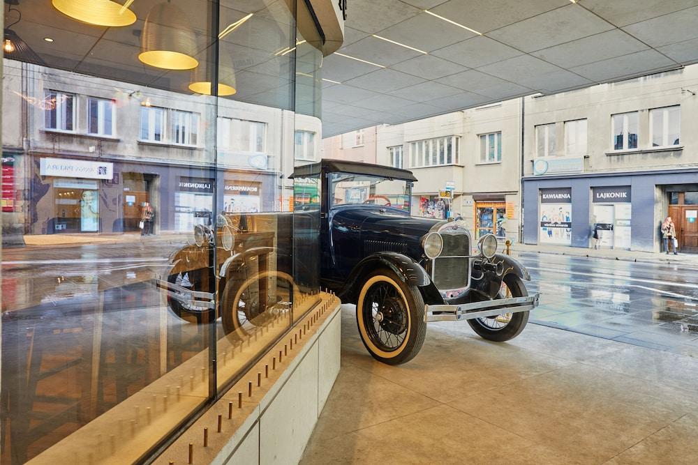 lobby