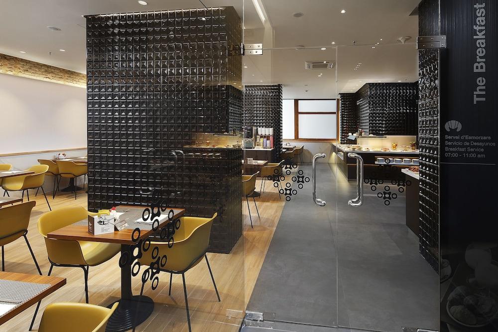 restaurant-cafeteria