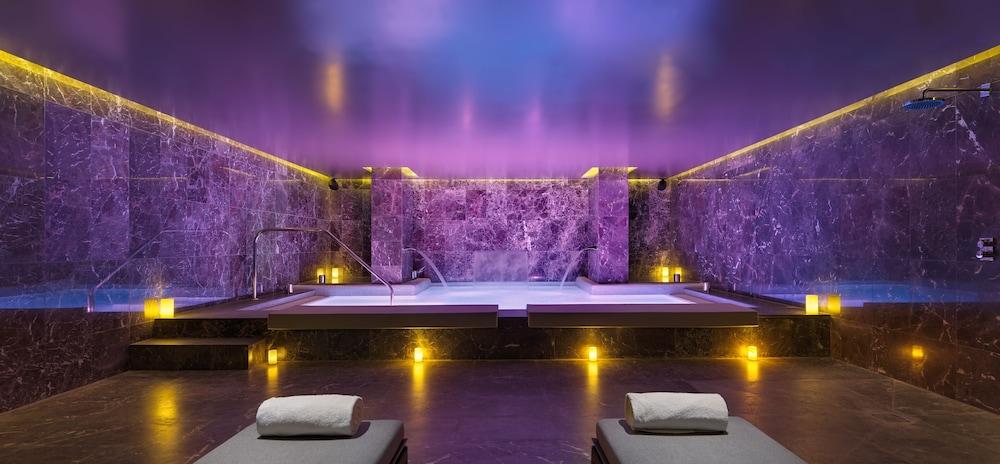 swimming pool spa