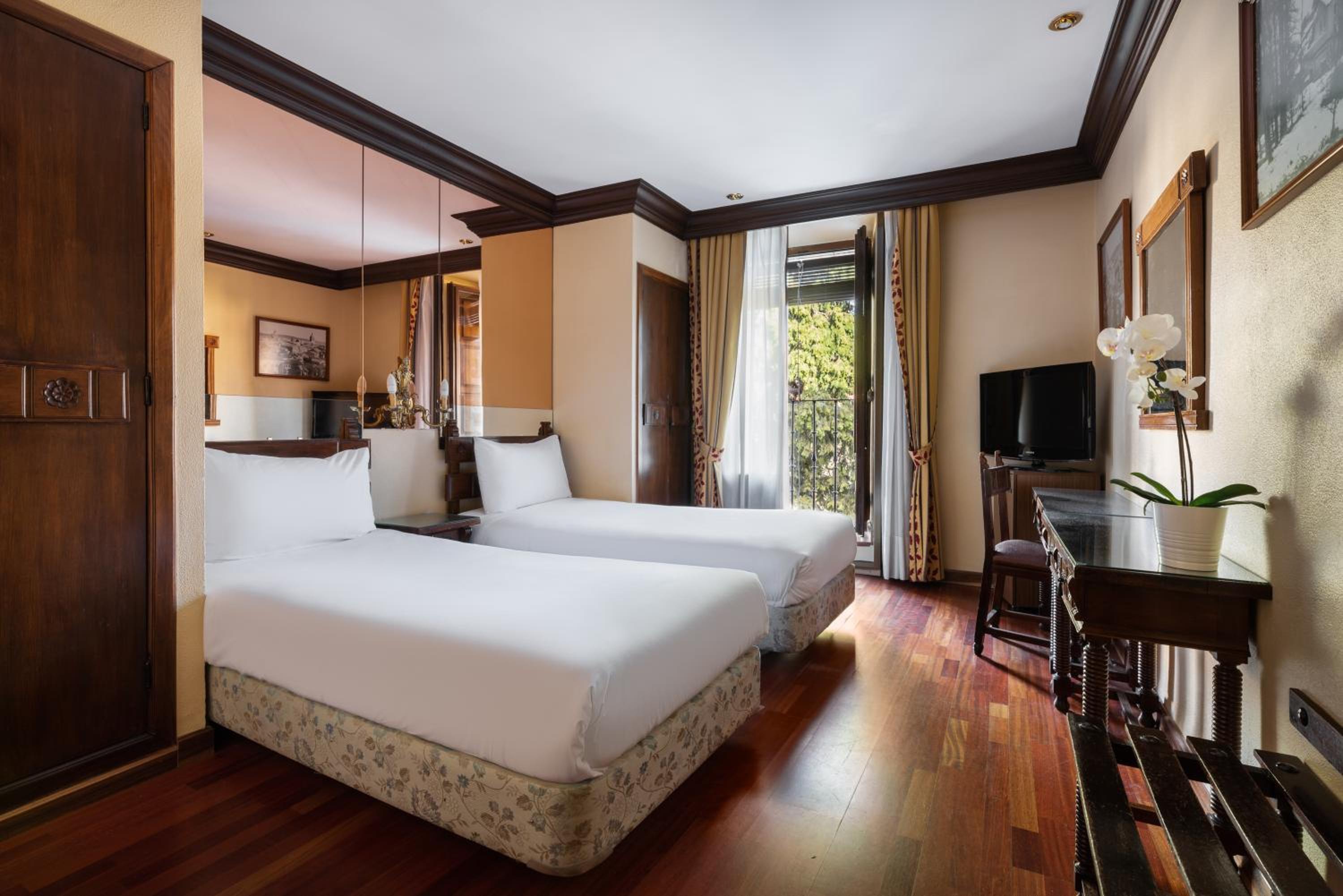 rooms