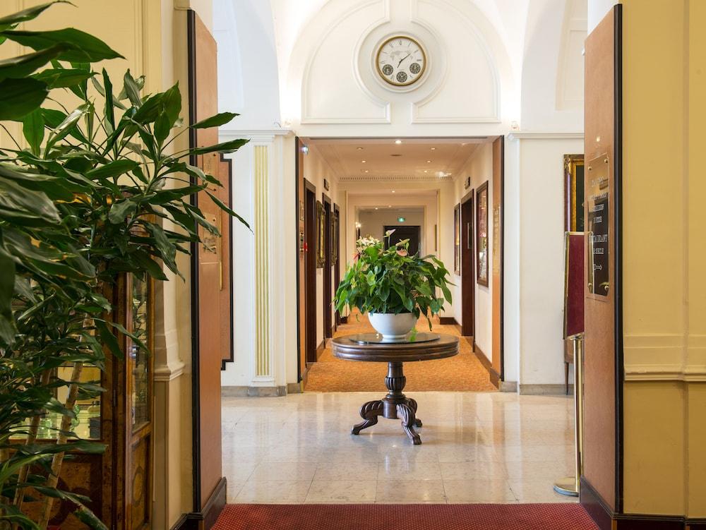 lobby