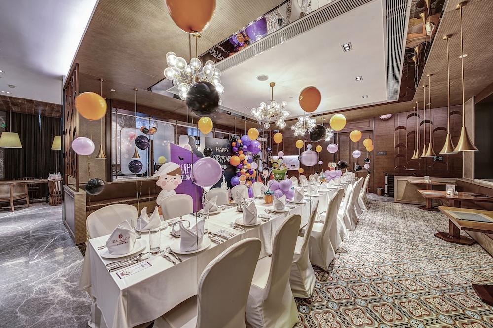 restaurant-cafeteria