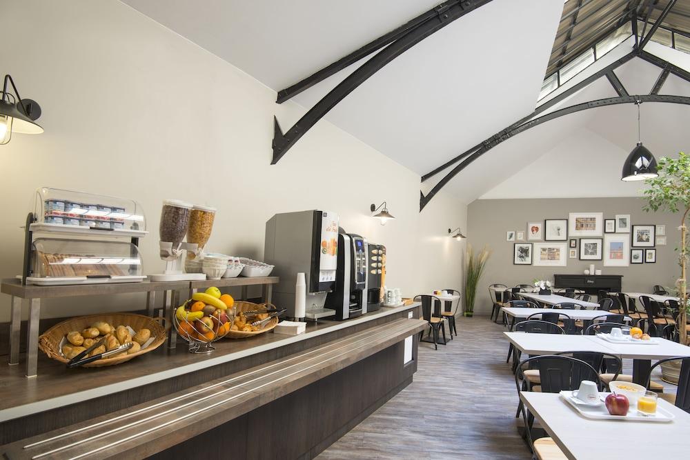 restaurant-cafeteria