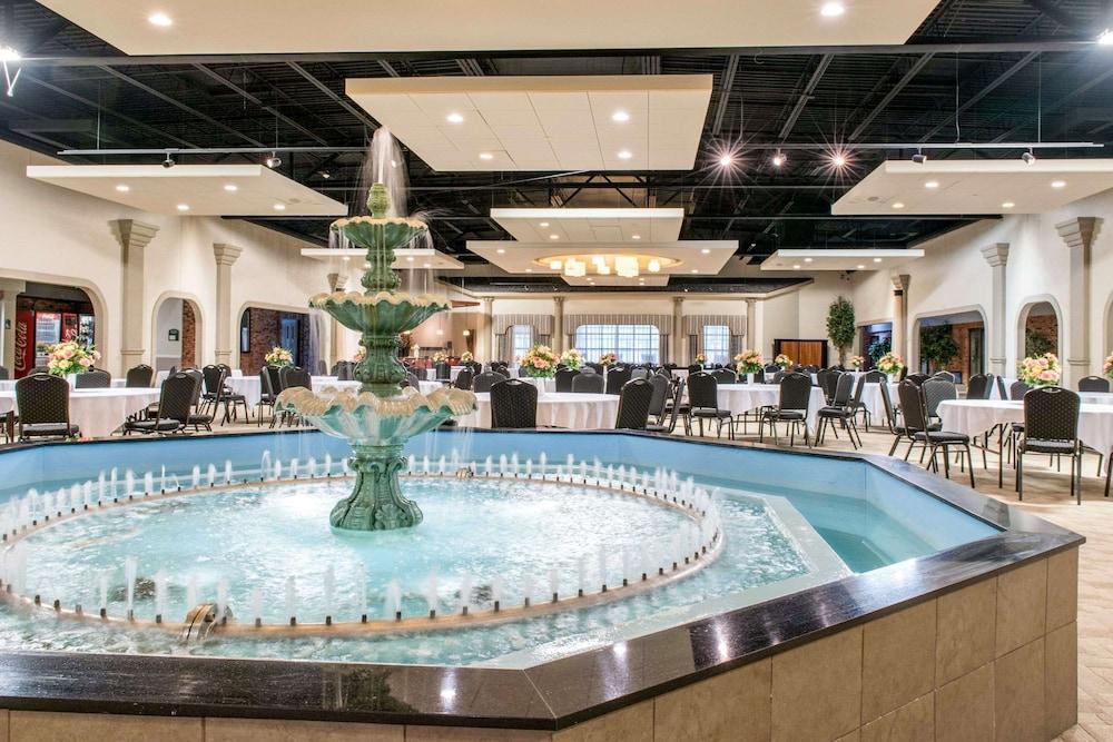 swimming pool spa