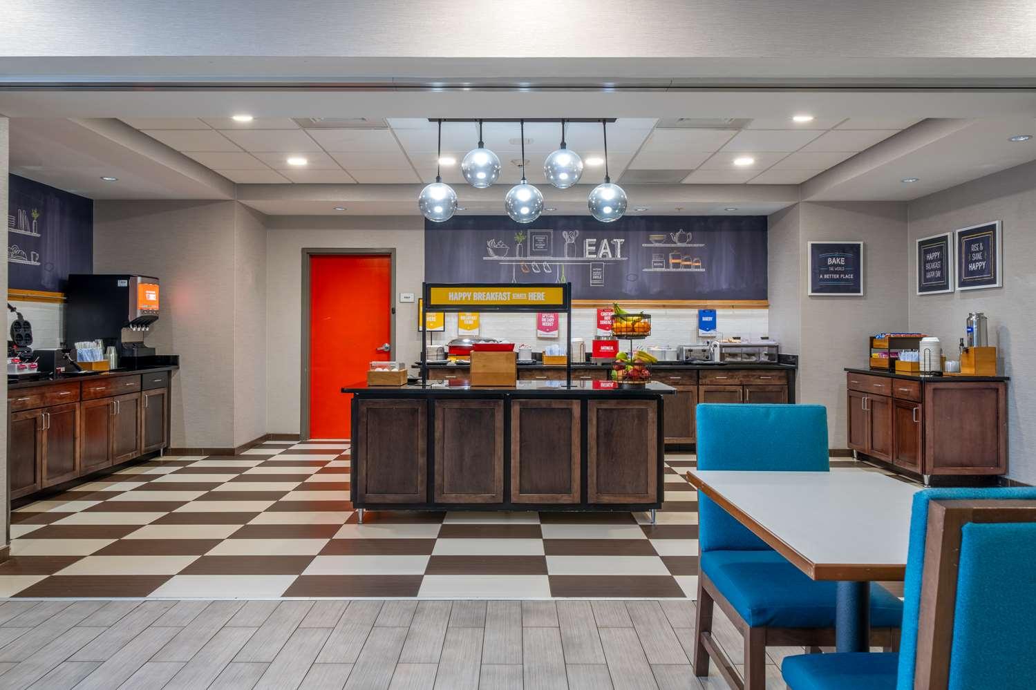 restaurant cafeteria