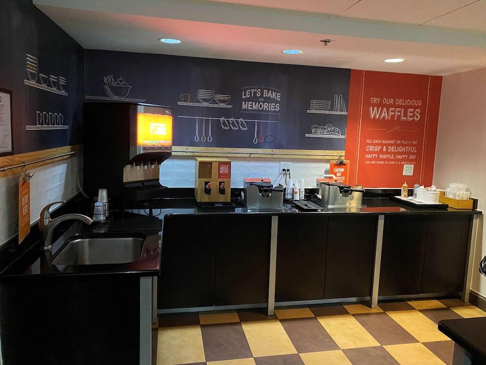 restaurant-cafeteria