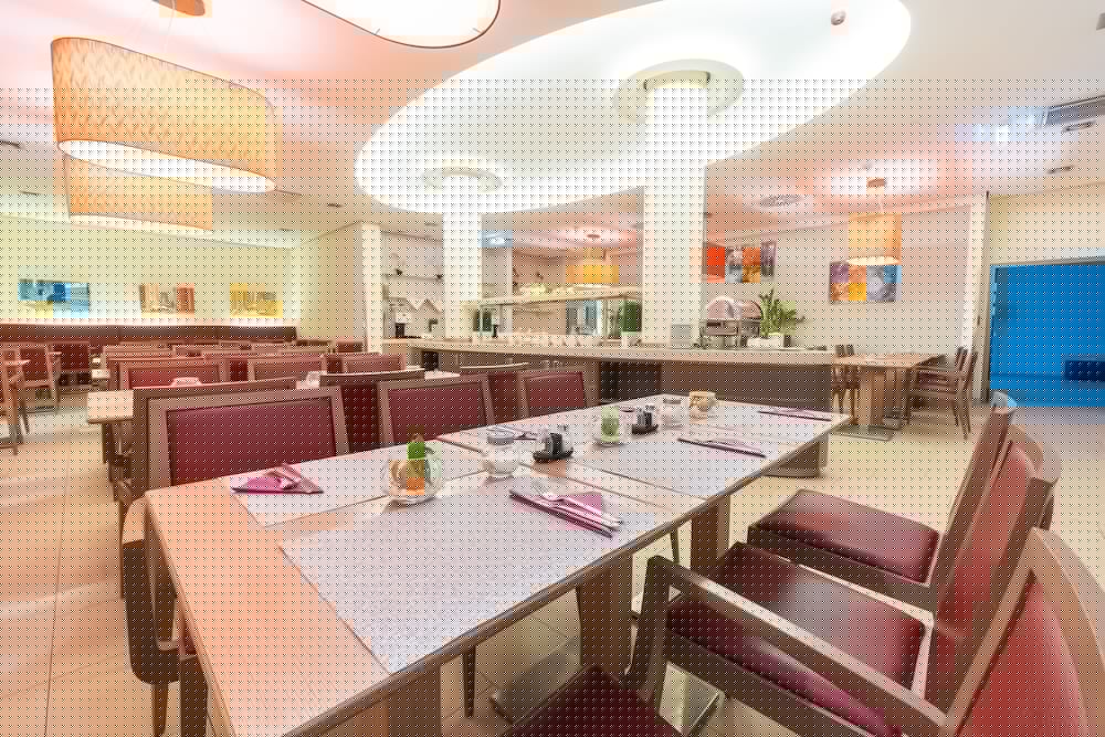 restaurant cafeteria
