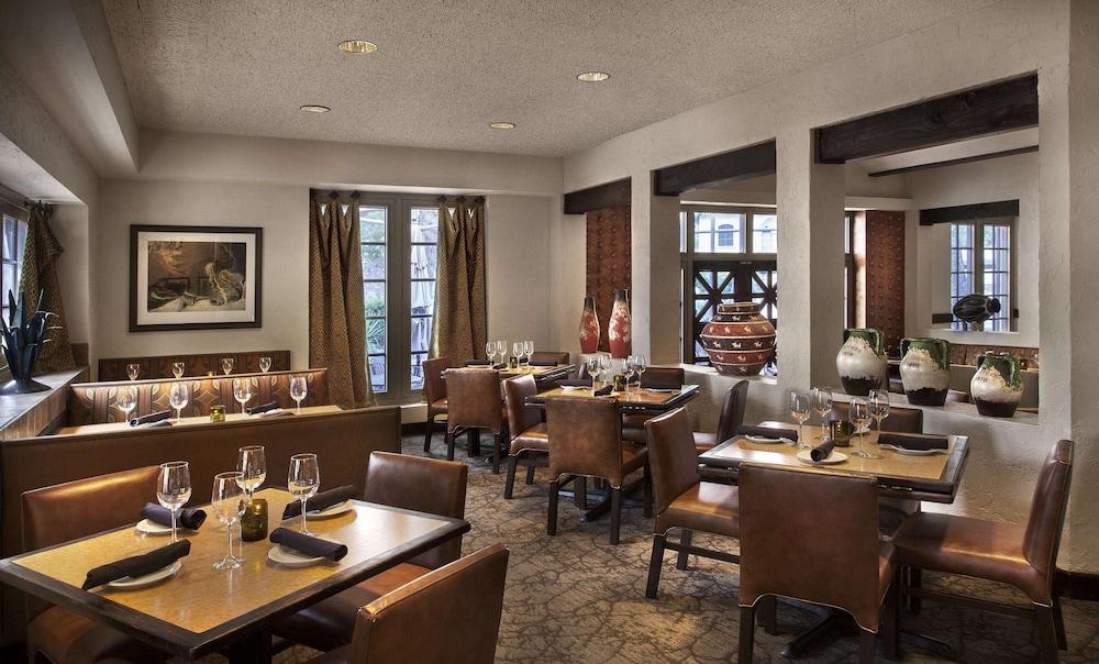 restaurant-cafeteria