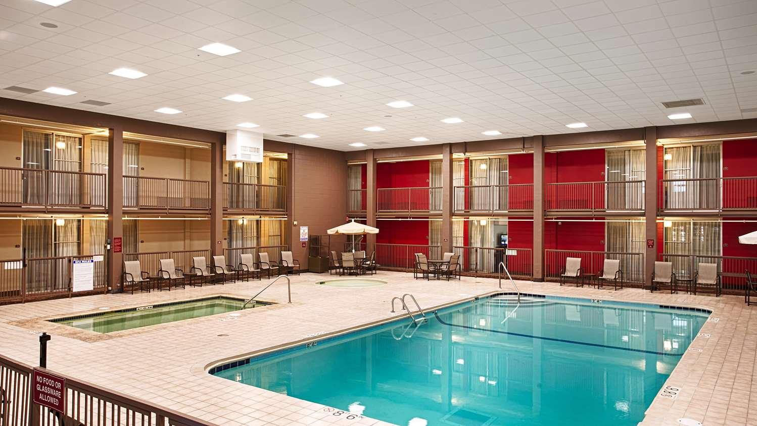 swimming pool spa