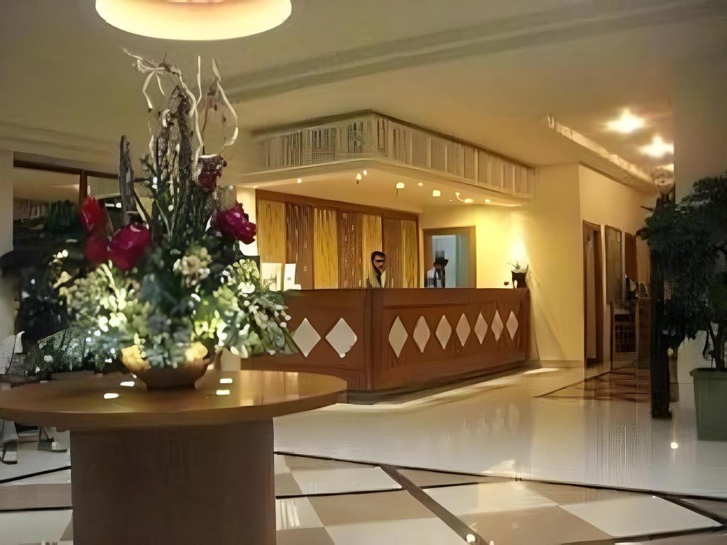 lobby