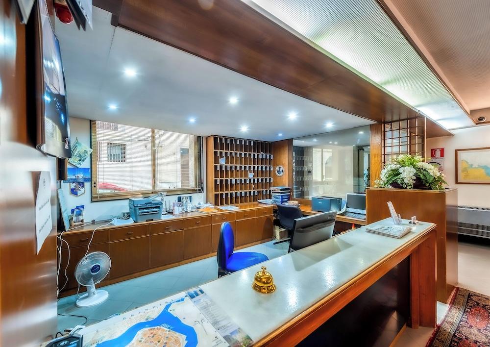 lobby