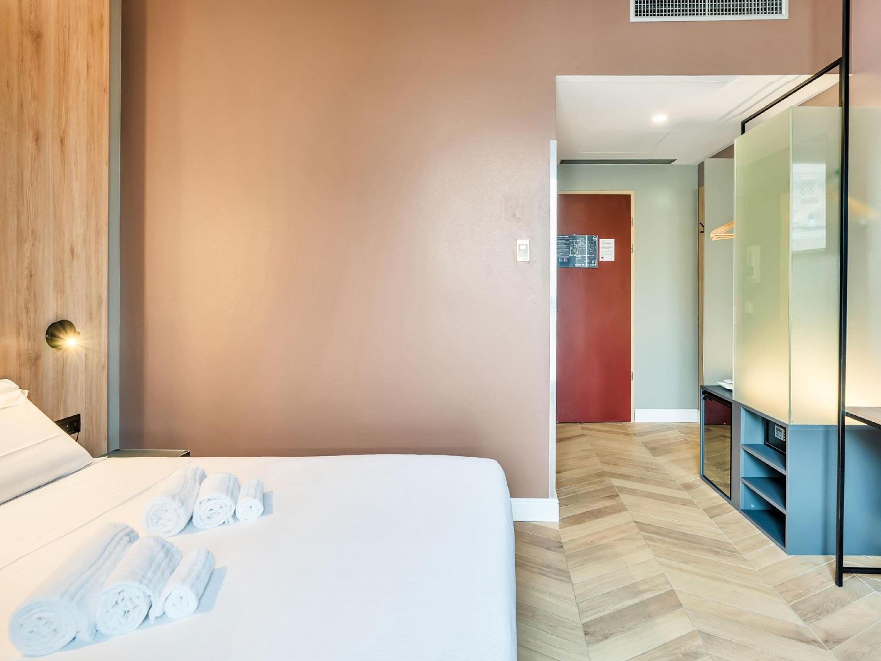 rooms