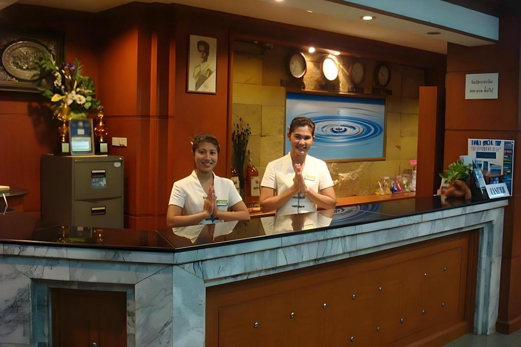 lobby