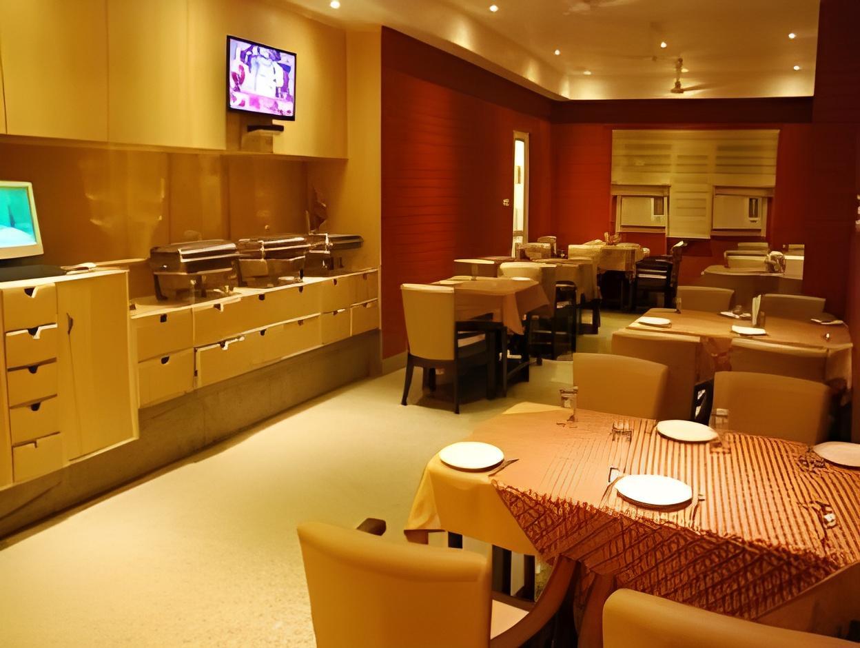 restaurant cafeteria