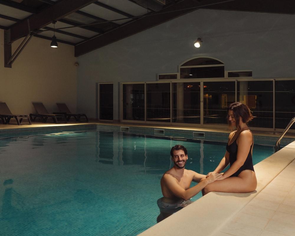 swimming pool spa