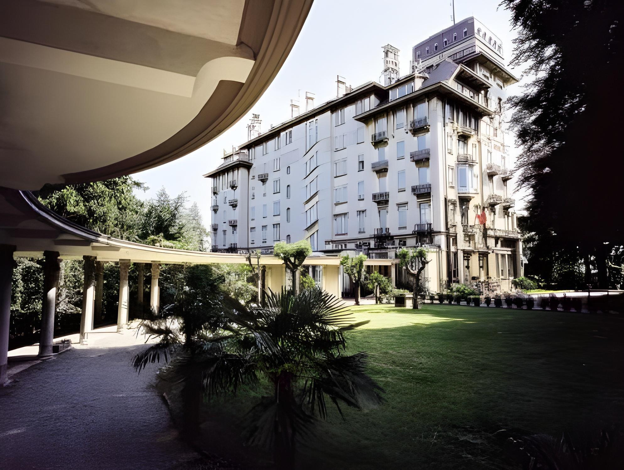 hotel