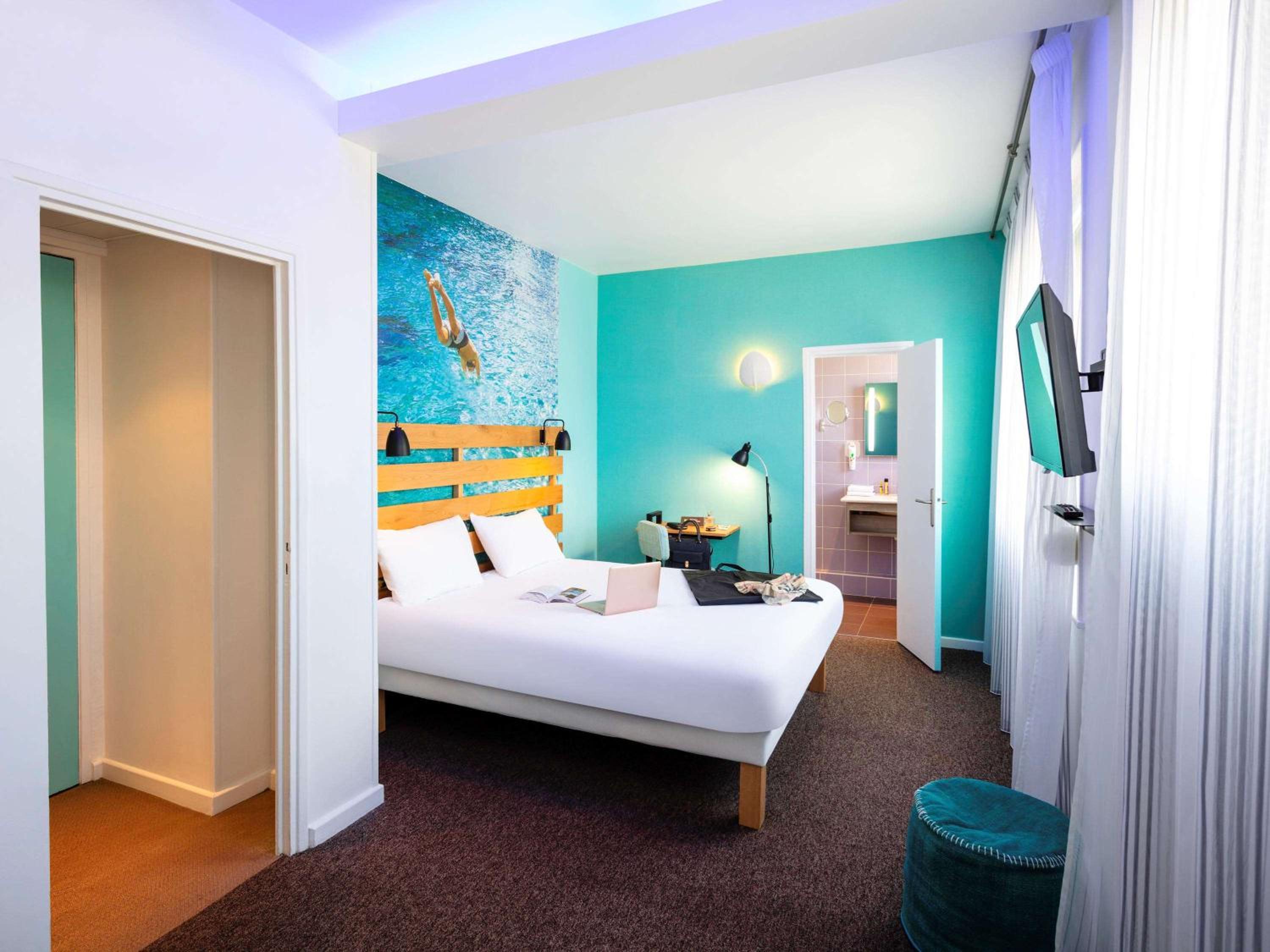 rooms