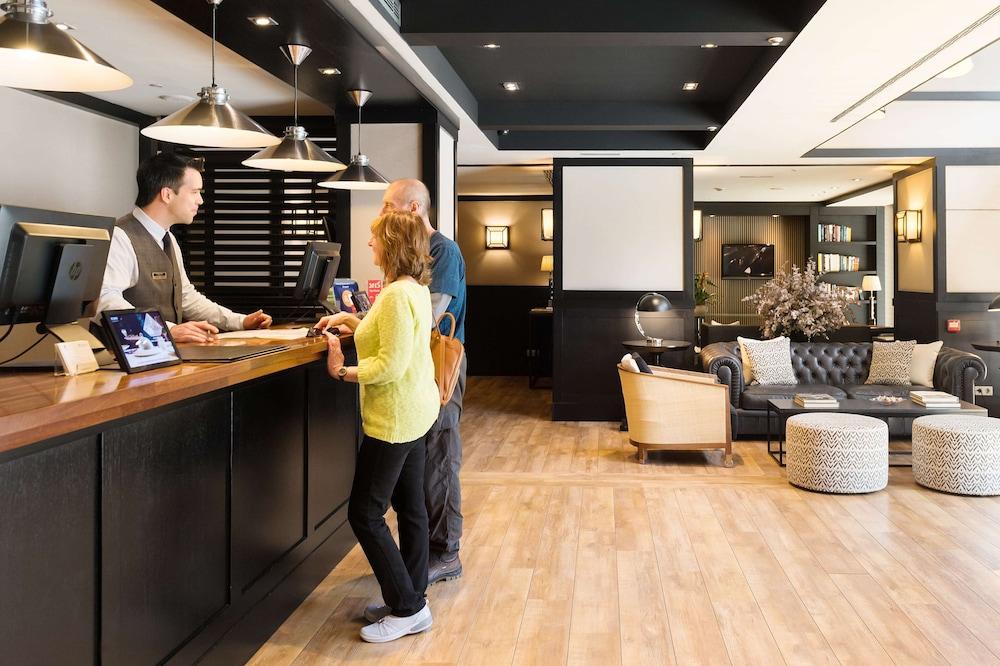 restaurant-cafeteria
