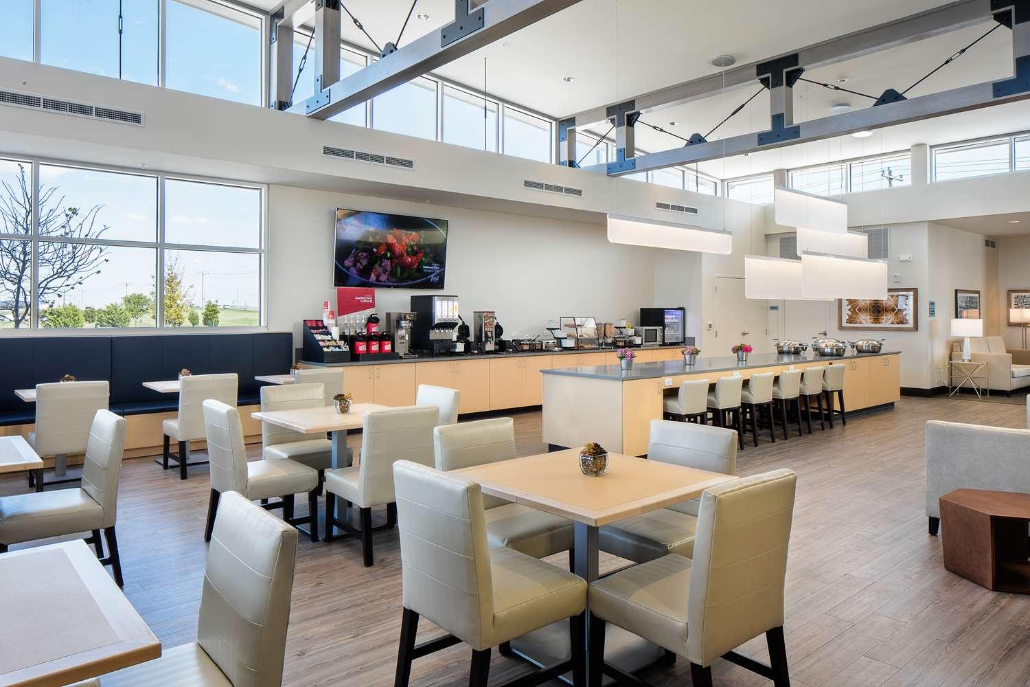 restaurant cafeteria