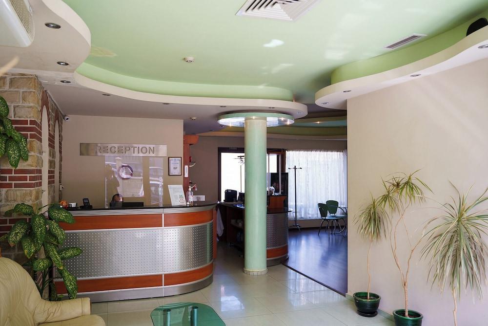 lobby