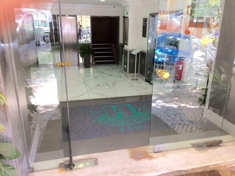 lobby