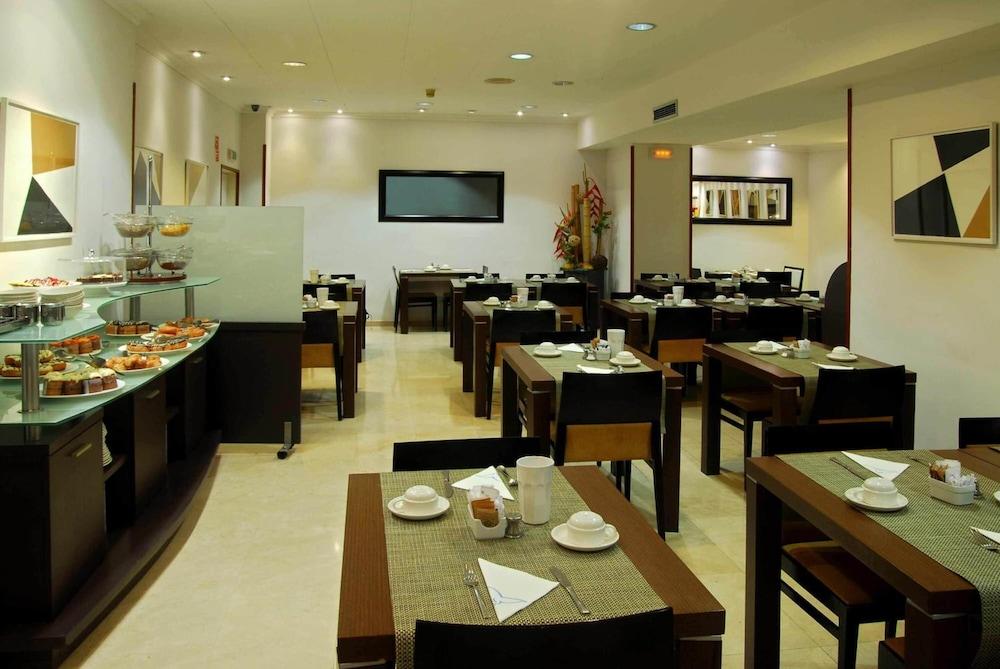 restaurant-cafeteria