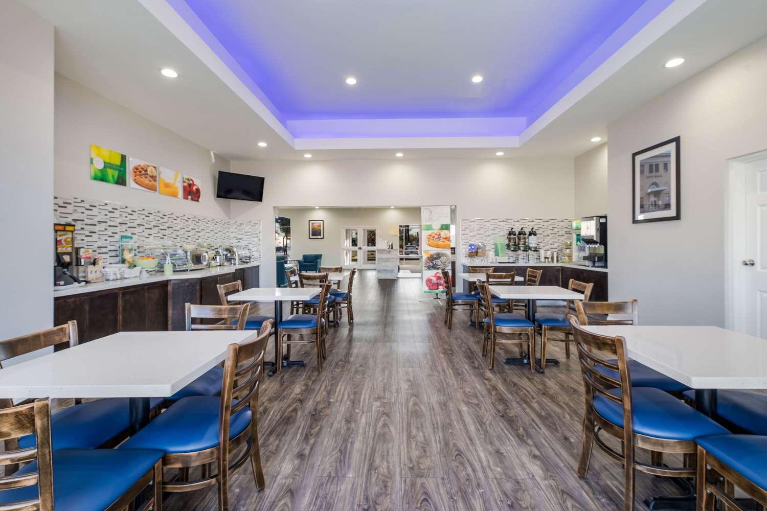 restaurant cafeteria