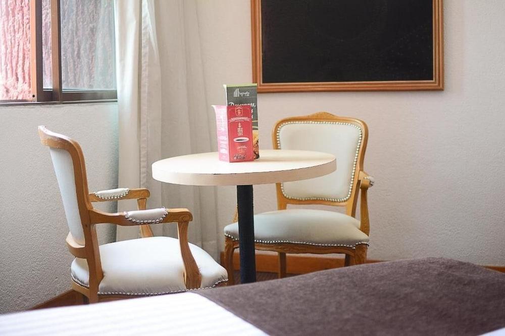 restaurant-cafeteria