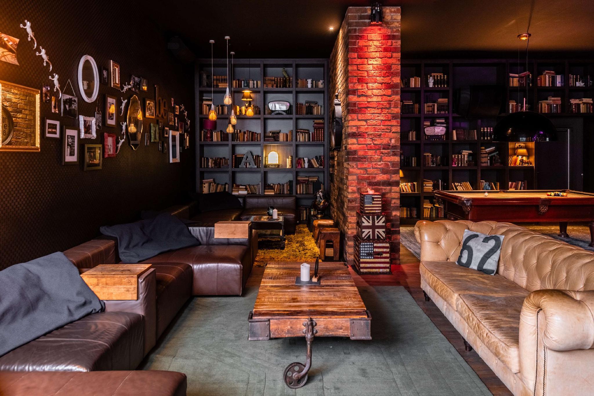 lounge