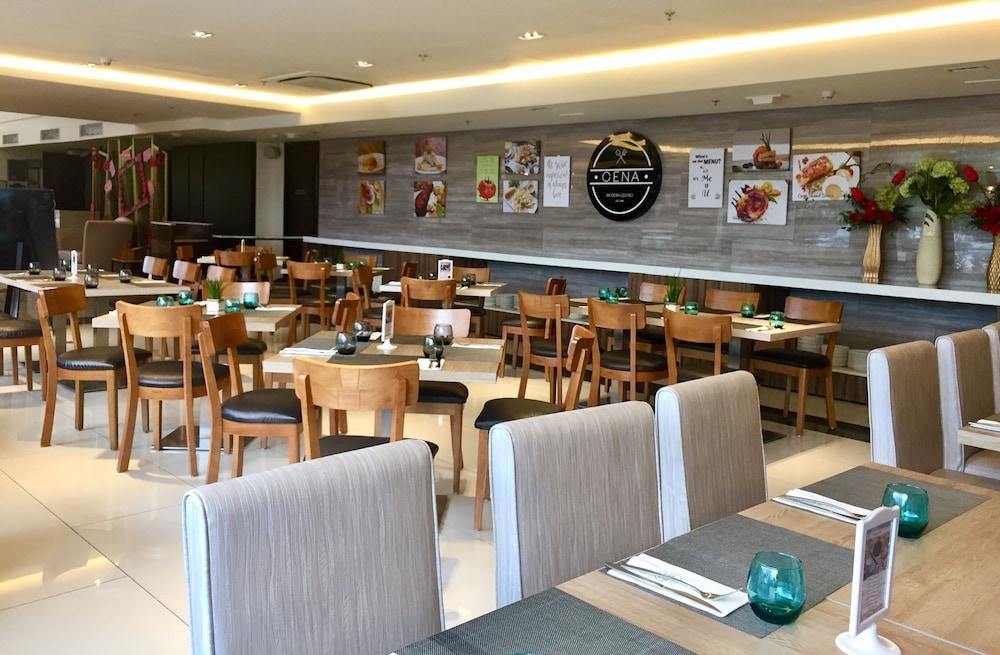 restaurant-cafeteria