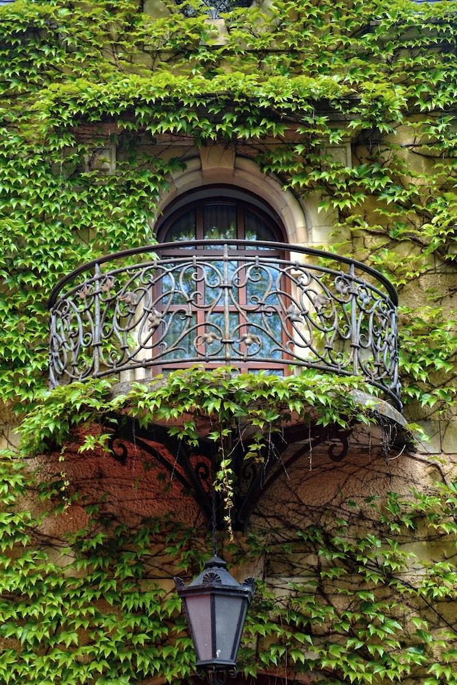 surroundings