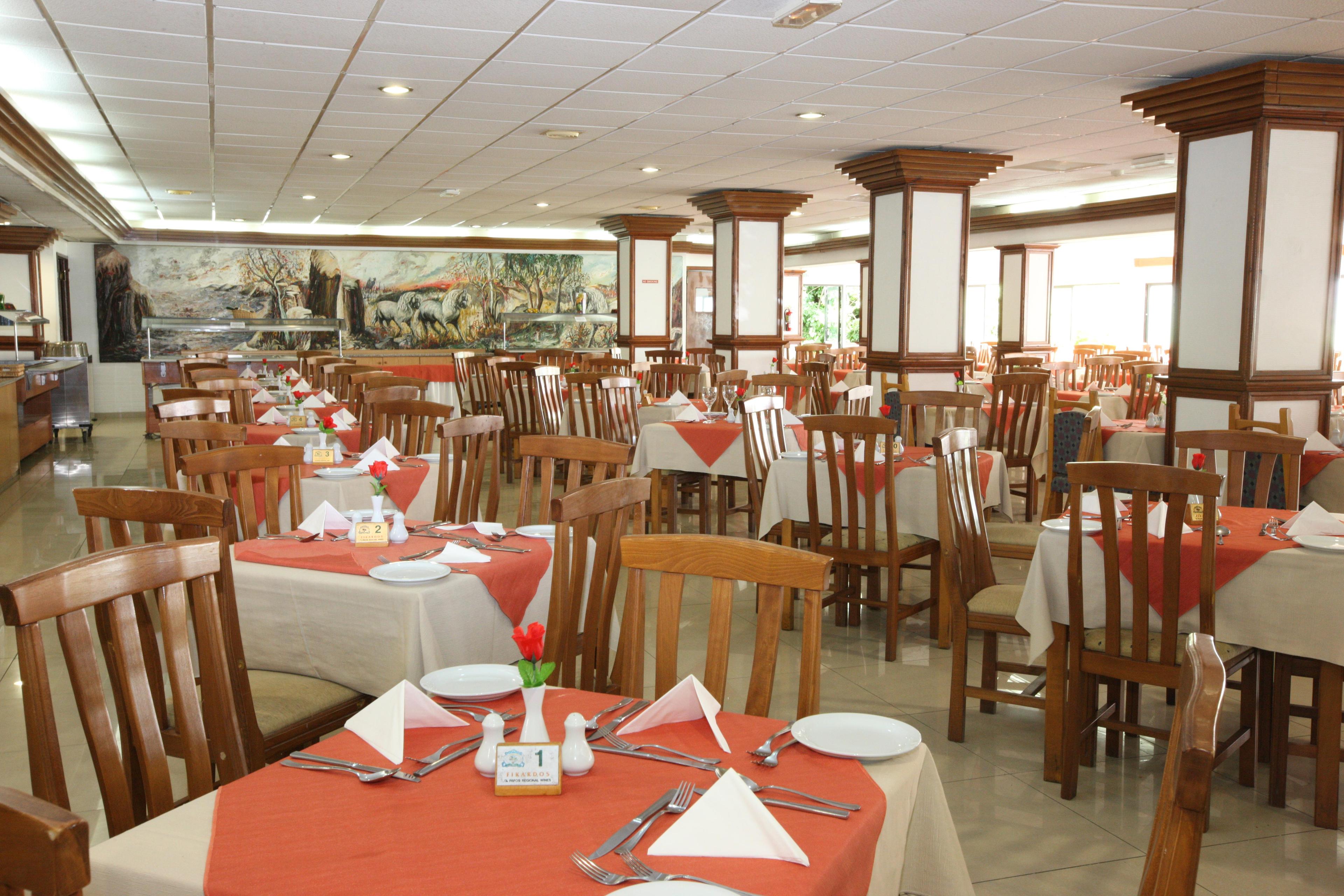 restaurant cafeteria