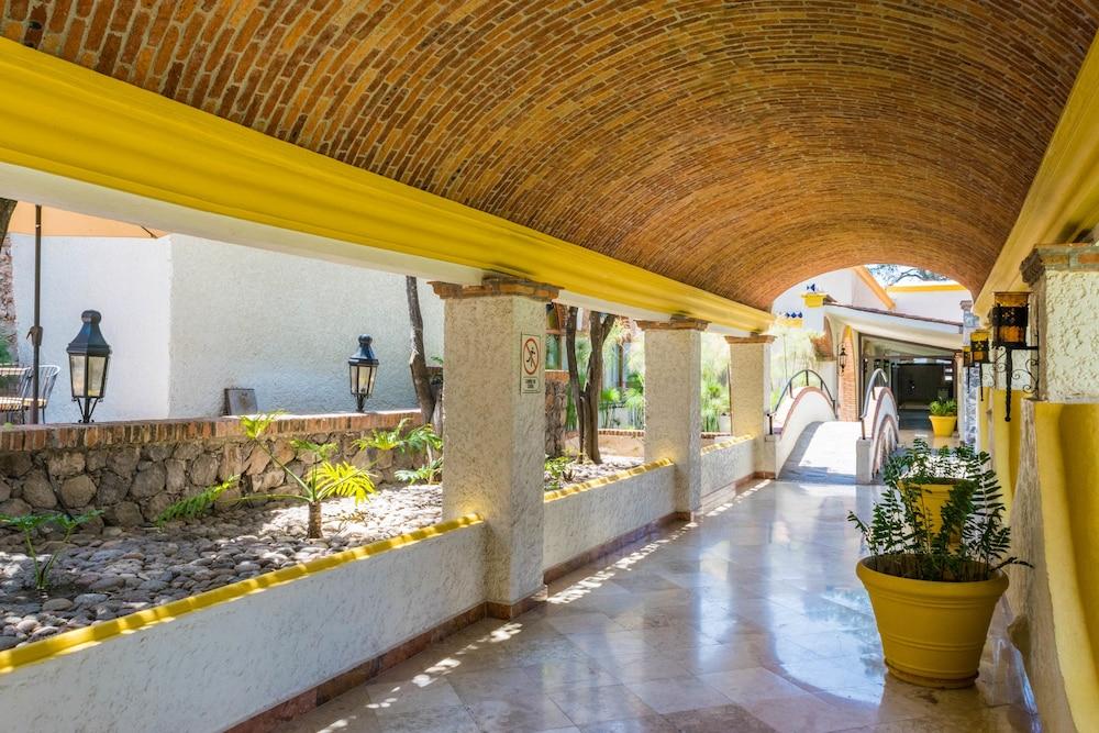 lobby