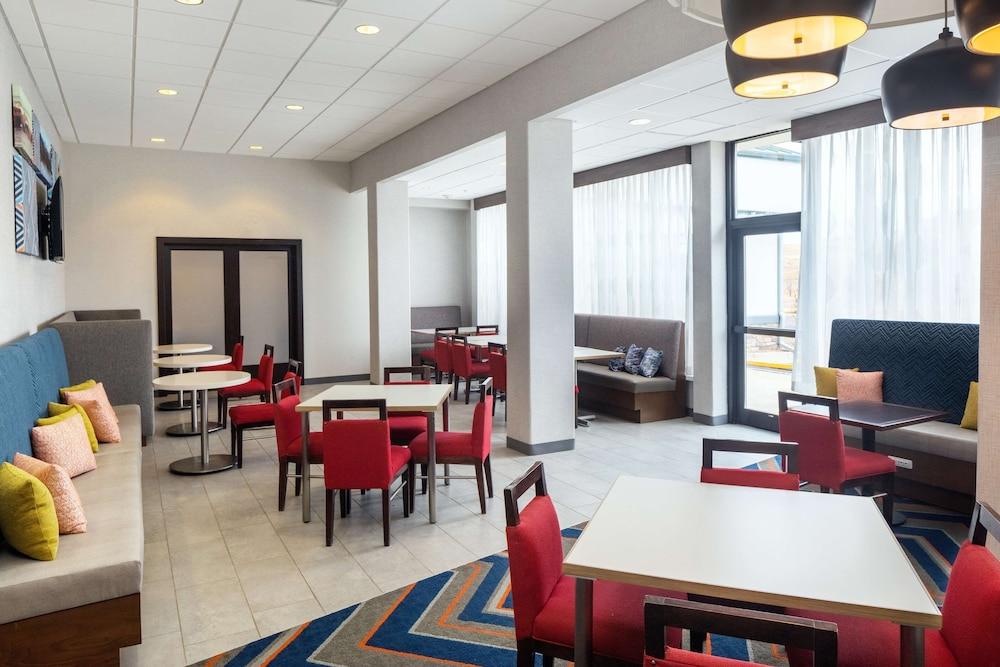 restaurant-cafeteria
