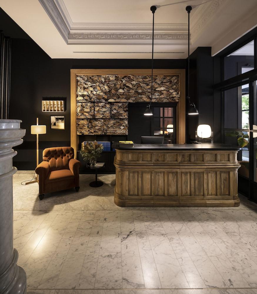 lobby