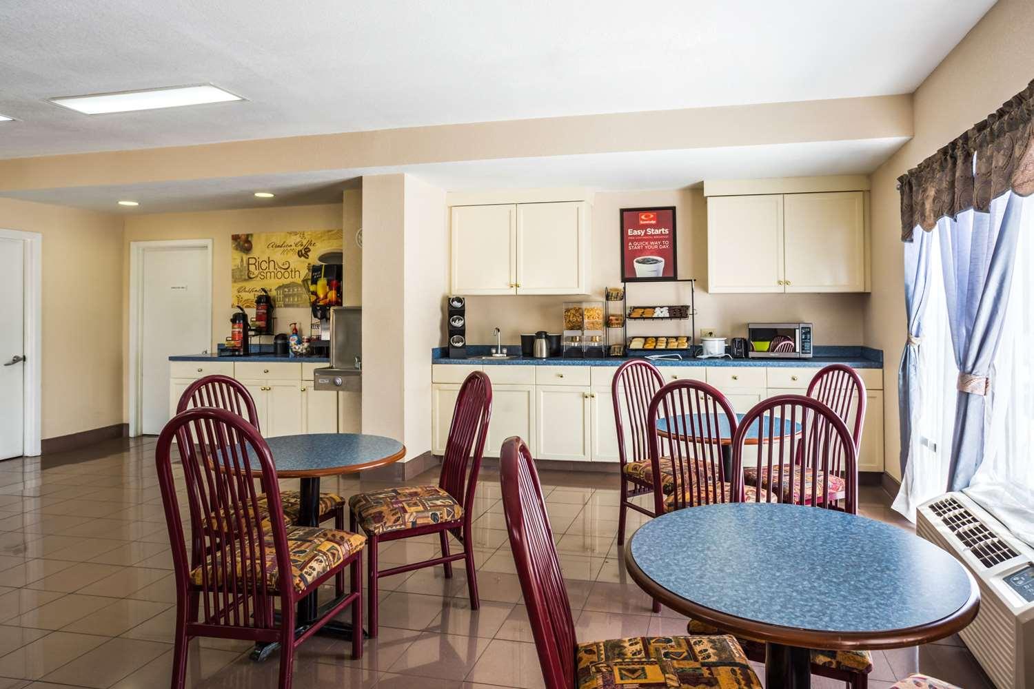 restaurant cafeteria