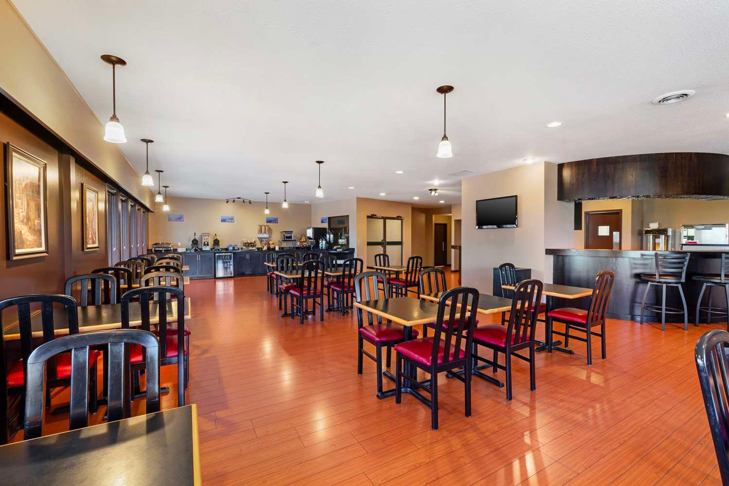 restaurant cafeteria