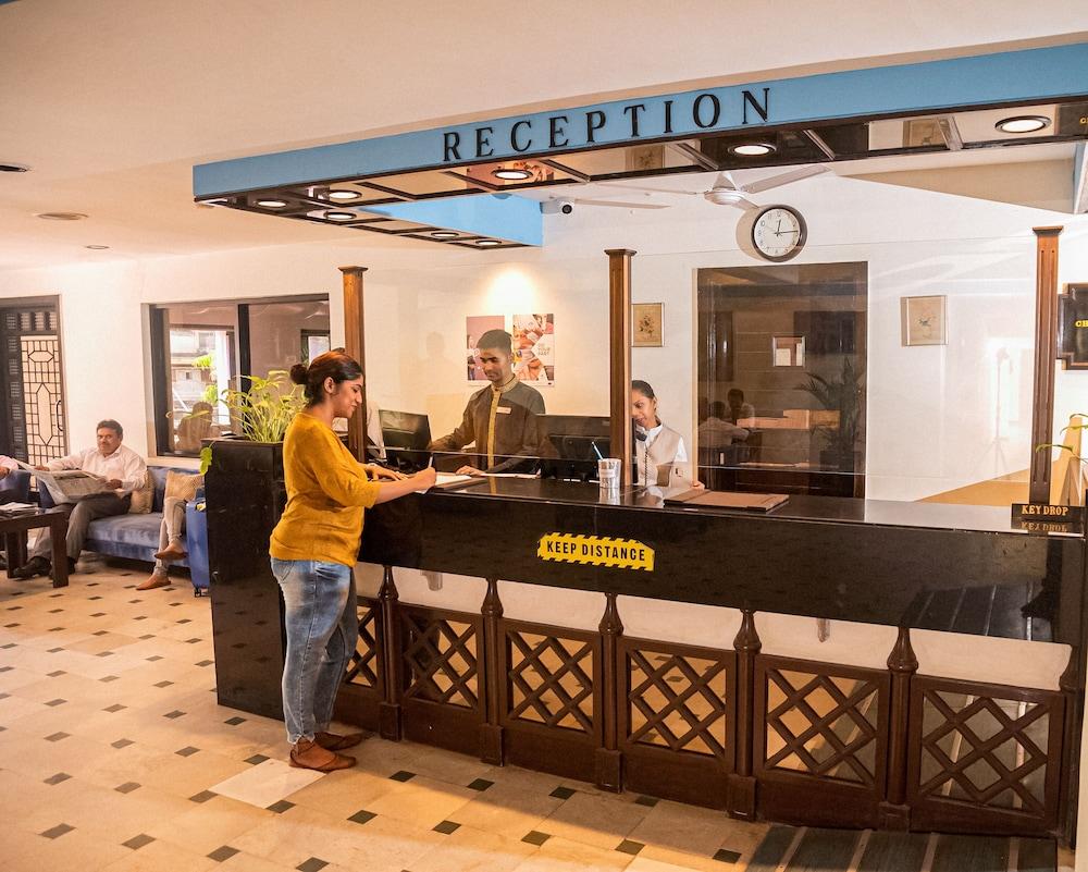 lobby
