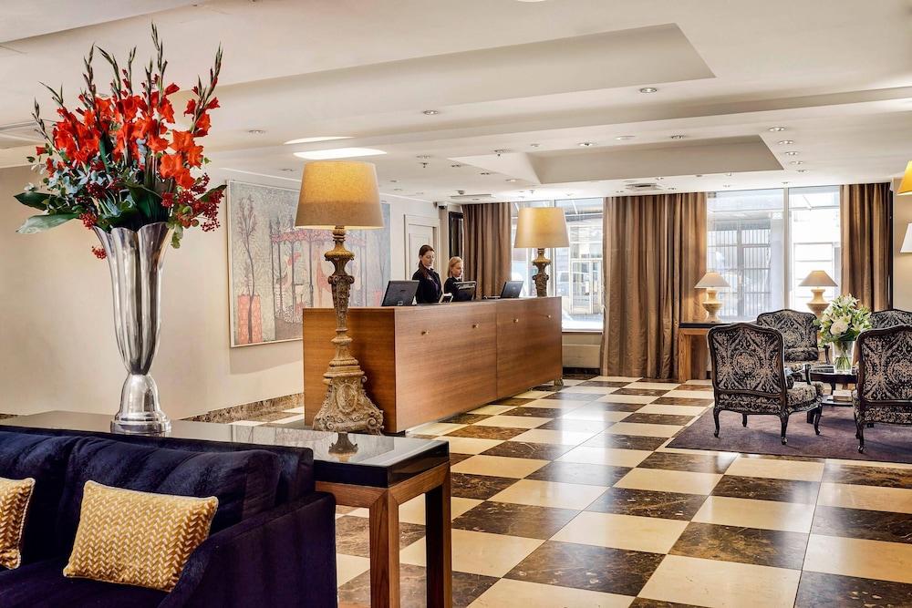 lobby