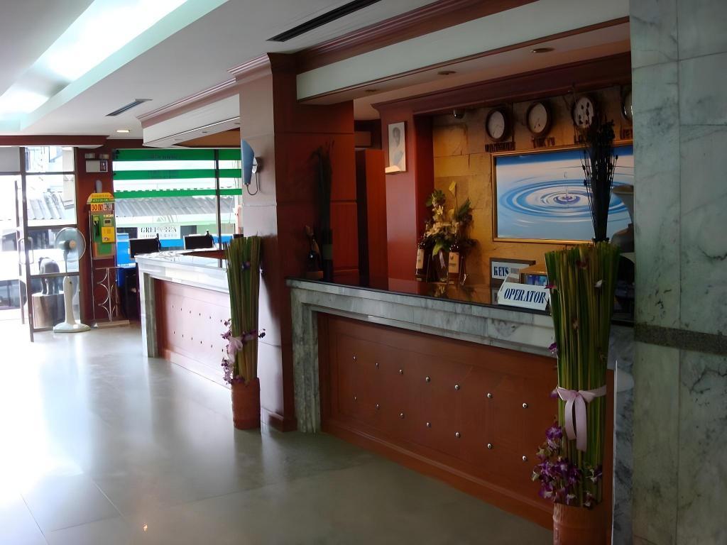 lobby