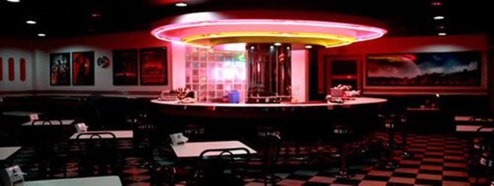 restaurant cafeteria