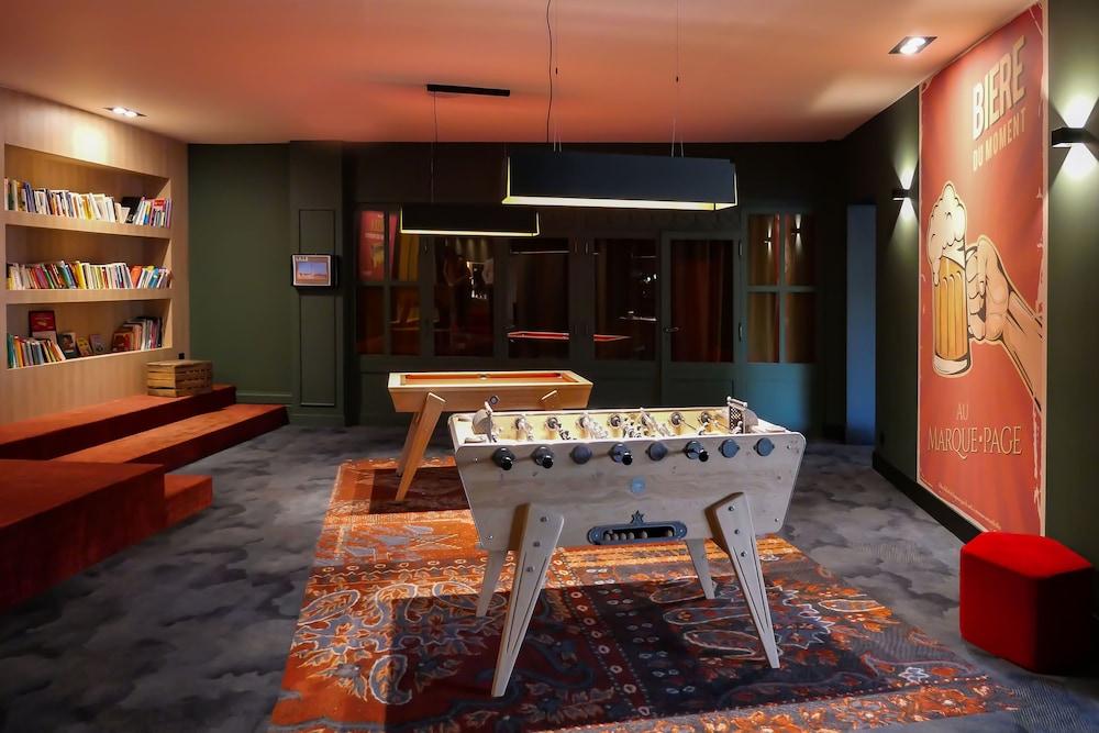 lounge